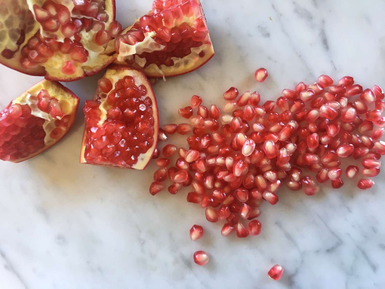 How one can Decrease Open and Eat a Pomegranate